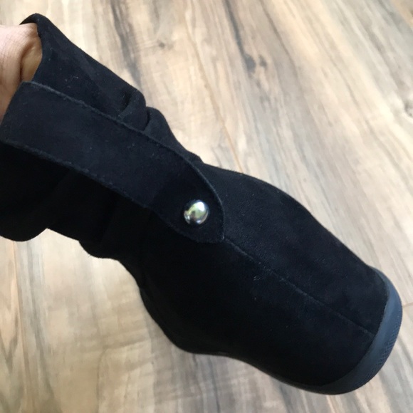 Me Too suede slouch wedge Houston bootie  8.5 - Picture 4 of 12